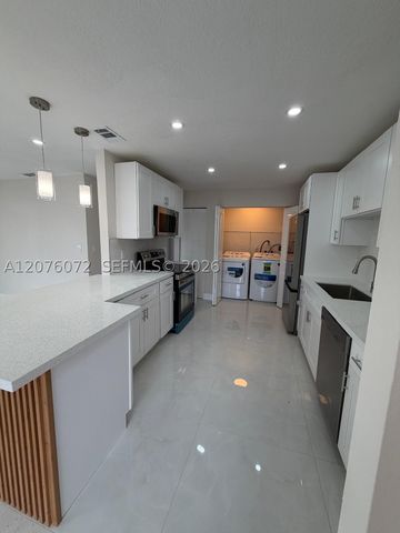 15400 SW 305th St, Homestead, FL 33033