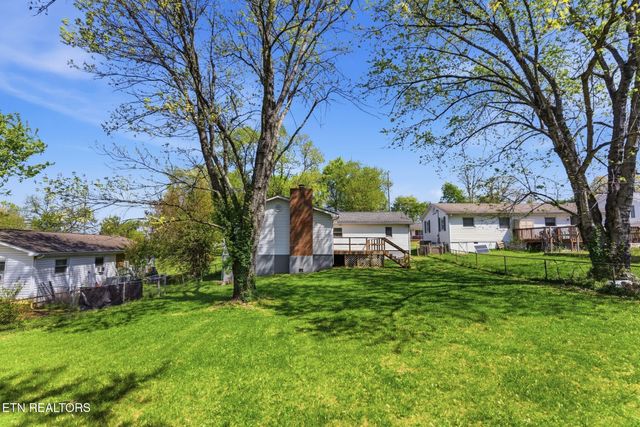 2210 W Gilbert Lane, Knoxville, TN 37920