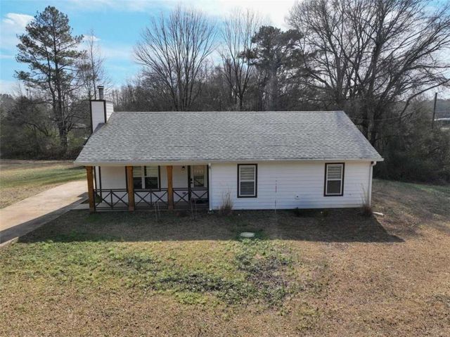 1220 S Hampton Road S, Hampton, GA 30228