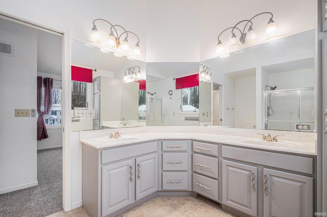 52048 Glen Arbor Court, Granger, IN 46530