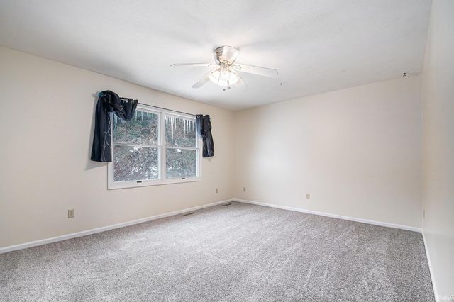 52048 Glen Arbor Court, Granger, IN 46530