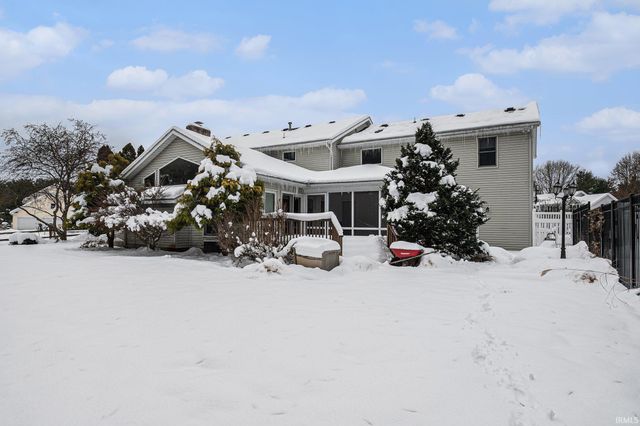 52048 Glen Arbor Court, Granger, IN 46530