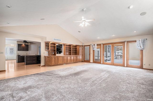 52048 Glen Arbor Court, Granger, IN 46530