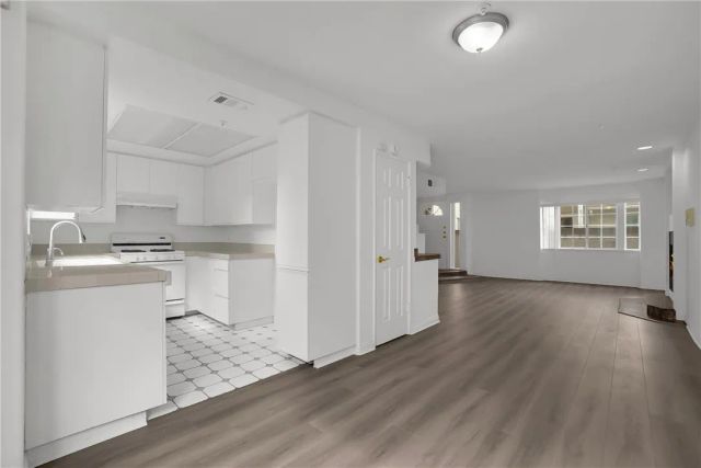 821 N Garfield Avenue 3, Alhambra, CA 91801