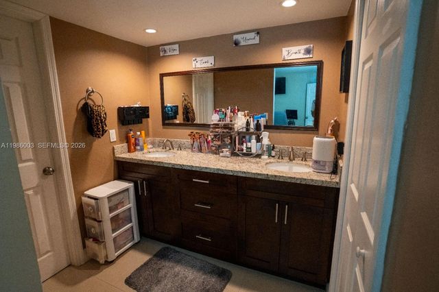 333 Ives Dairy Road A33306, Miami, FL 33179