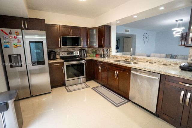 333 Ives Dairy Road A33306, Miami, FL 33179