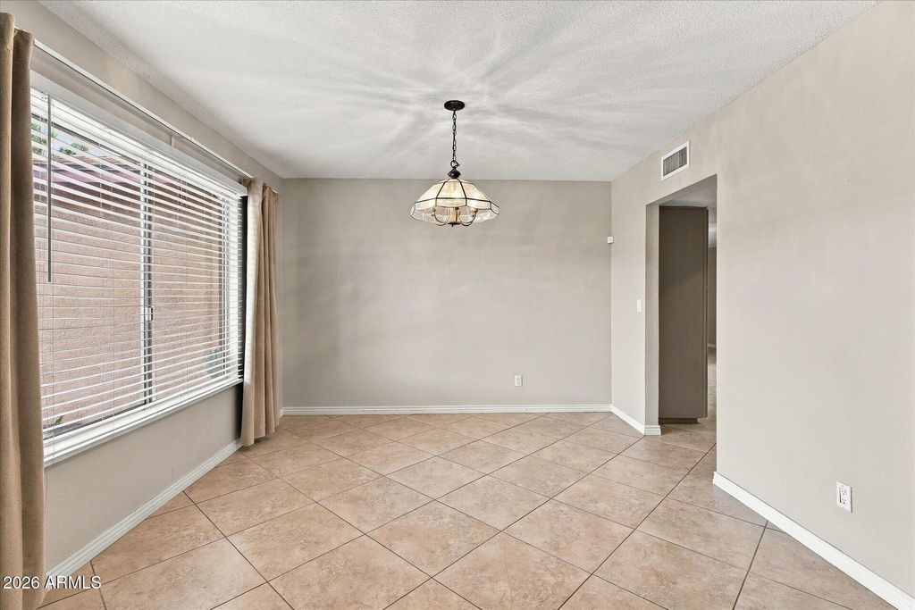 15622 N 29TH Avenue, Phoenix, AZ 85053 — photo 5