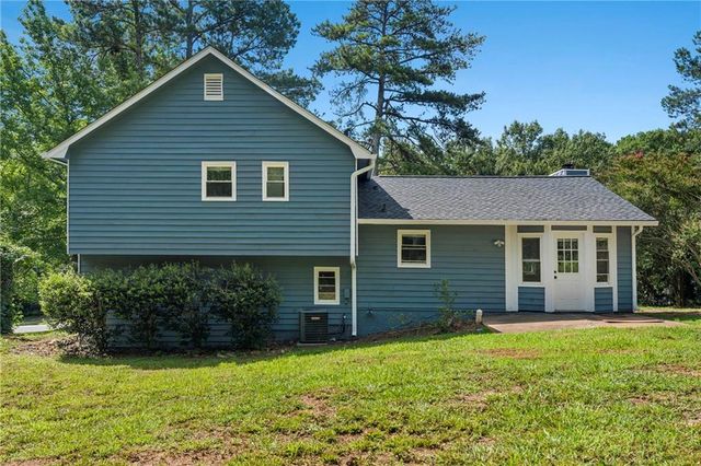 399 Hearth Place, Lawrenceville, GA 30043