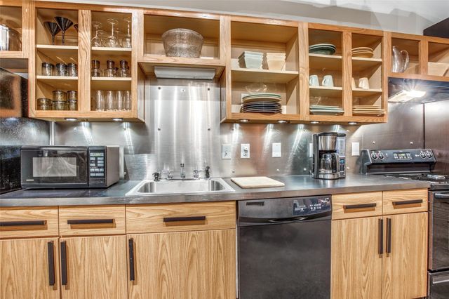 1122 Jackson Street 322, Dallas, TX 75202