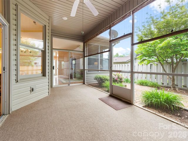 29 Tisha Lane, Hendersonville, NC 28739