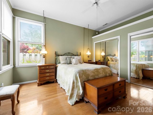 29 Tisha Lane, Hendersonville, NC 28739