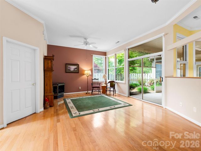 29 Tisha Lane, Hendersonville, NC 28739