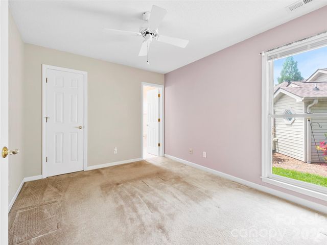 29 Tisha Lane, Hendersonville, NC 28739