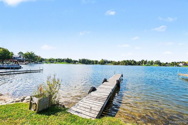 16057 Murray Road, Byron, MI 48418