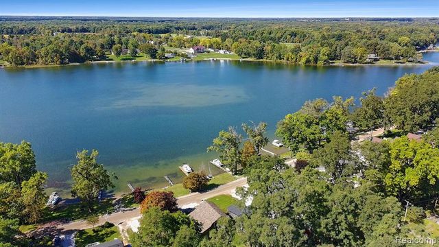 16057 Murray Road, Byron, MI 48418