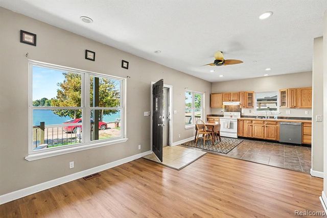 16057 Murray Road, Byron, MI 48418
