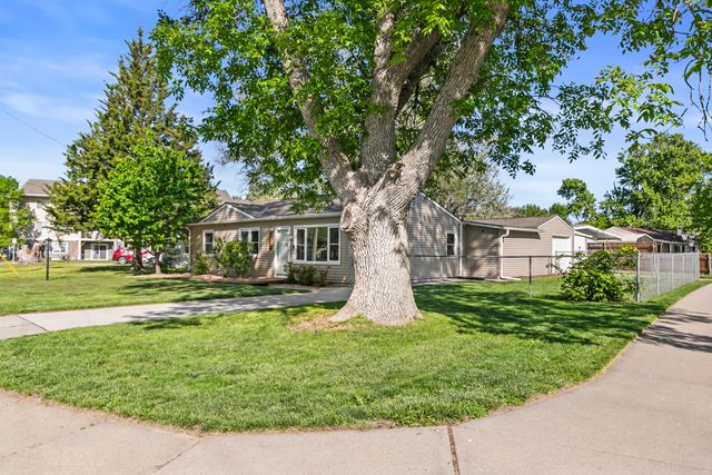 3100 WAKEMAN Drive, Council Bluffs, IA 51501