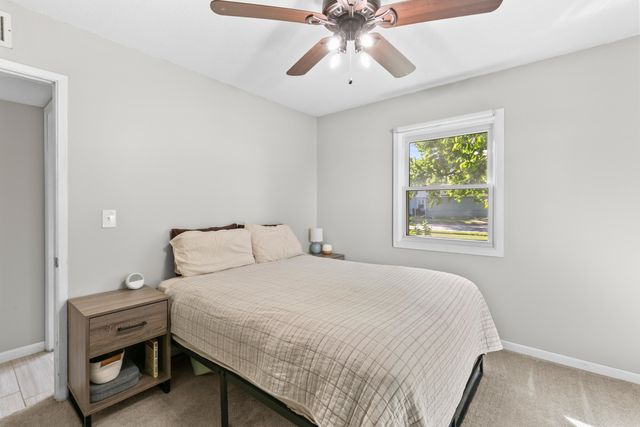 3100 WAKEMAN Drive, Council Bluffs, IA 51501