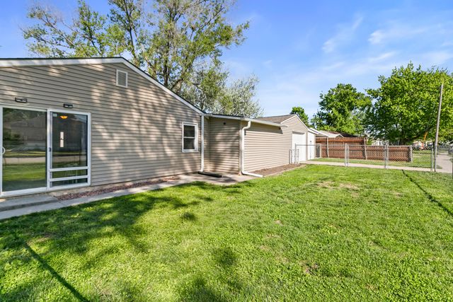 3100 WAKEMAN Drive, Council Bluffs, IA 51501