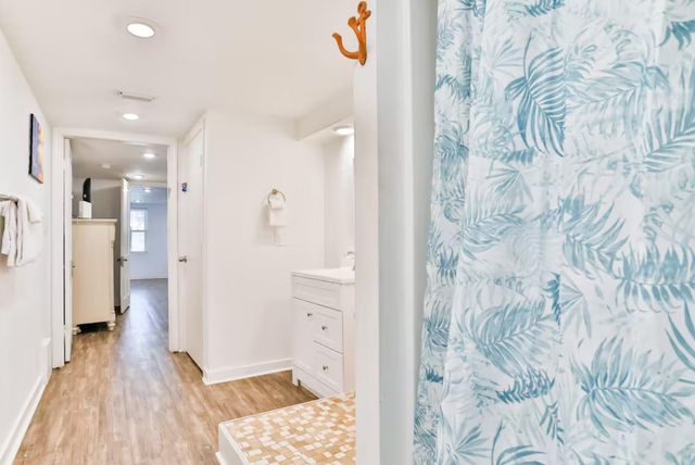 2424 38th Street, Galveston, TX 77550