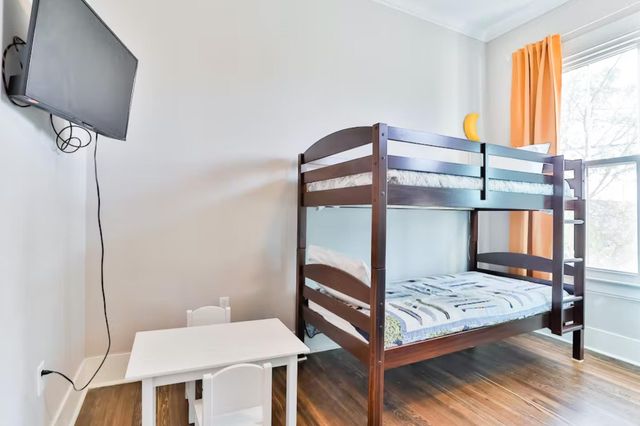 2424 38th Street, Galveston, TX 77550