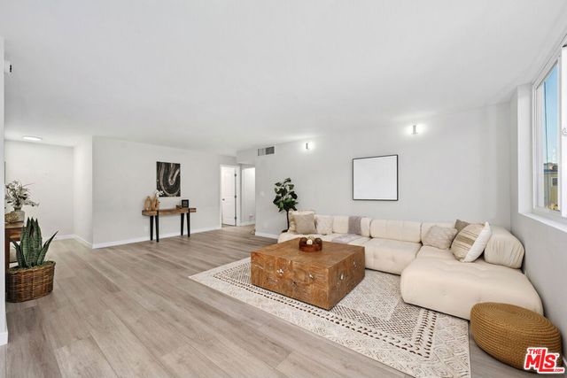 9950 Durant Drive 208, Beverly Hills, CA 90212