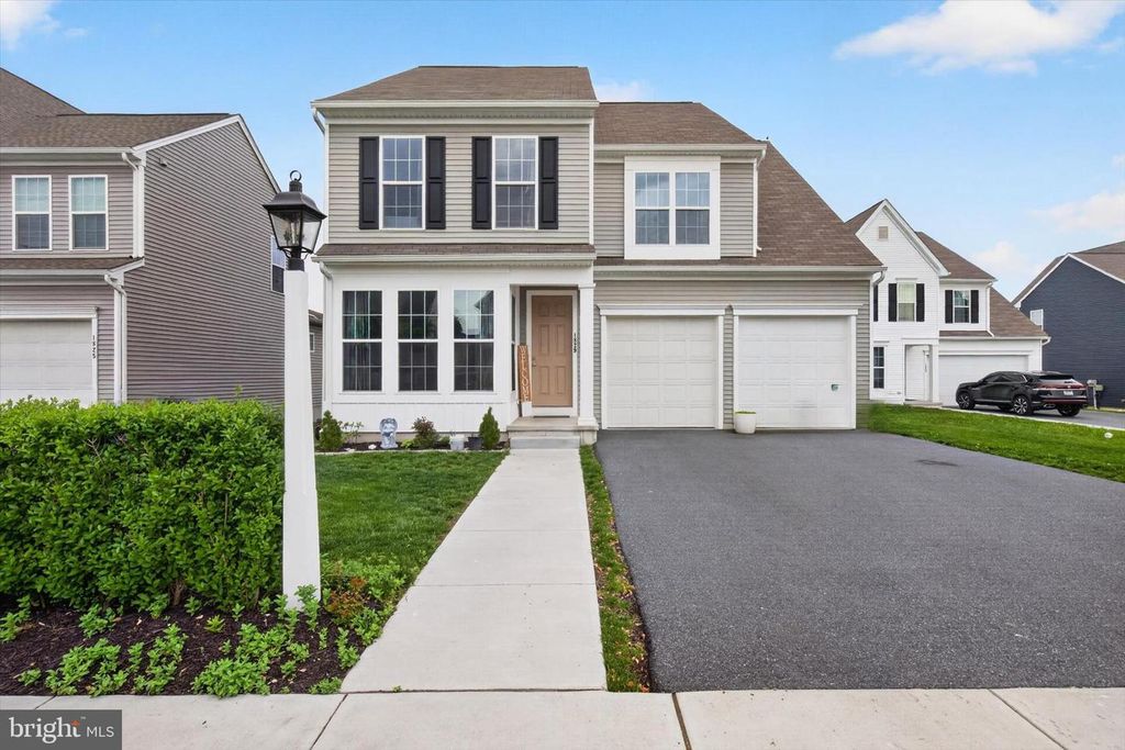 1829 ETHAN DR, Harrisburg, PA 17110