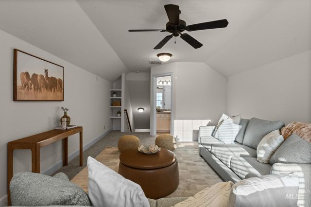 4946 N Villa Ridge Way, Boise, ID 83703