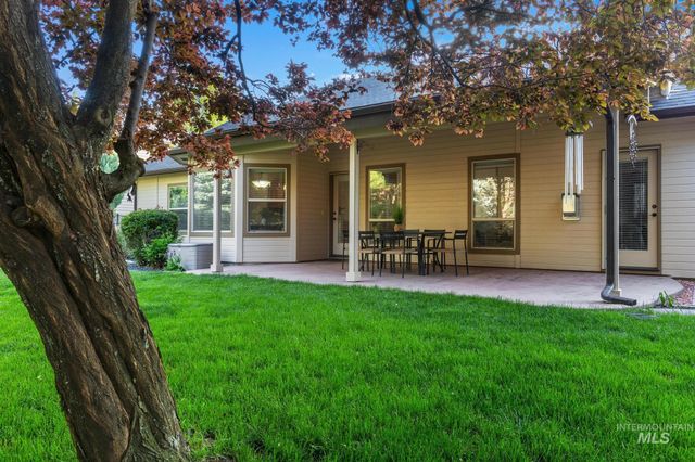 4946 N Villa Ridge Way, Boise, ID 83703