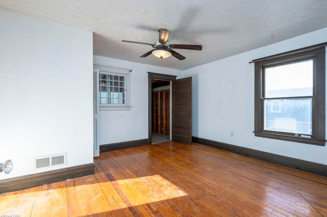 24 Grand Ave Avenue, Mt Clemens, MI 48043