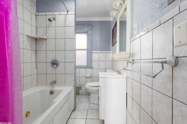 24 Grand Ave Avenue, Mt Clemens, MI 48043