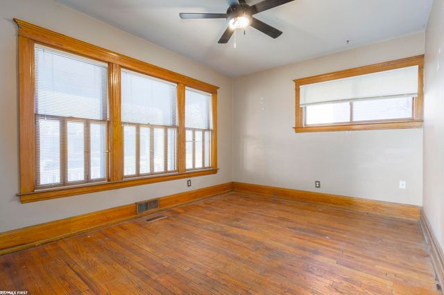 24 Grand Ave Avenue, Mt Clemens, MI 48043