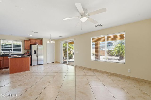4738 W JUNIPER Avenue, Coolidge, AZ 85128