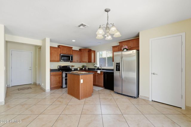 4738 W JUNIPER Avenue, Coolidge, AZ 85128
