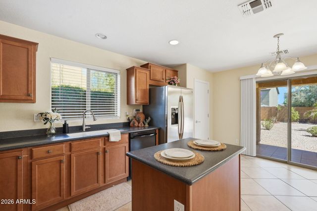 4738 W JUNIPER Avenue, Coolidge, AZ 85128