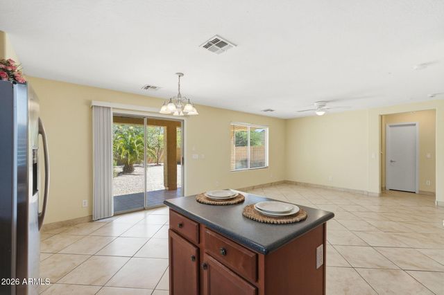 4738 W JUNIPER Avenue, Coolidge, AZ 85128