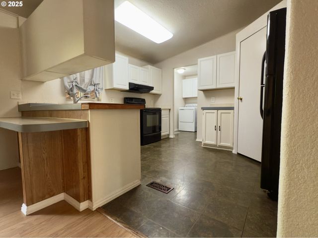 98041 HALLWAY Rd 26, Brookings, OR 97415