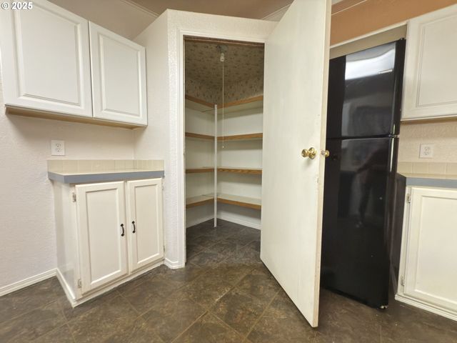 98041 HALLWAY Rd 26, Brookings, OR 97415