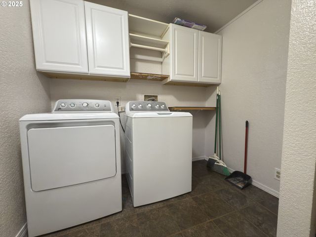 98041 HALLWAY Rd 26, Brookings, OR 97415