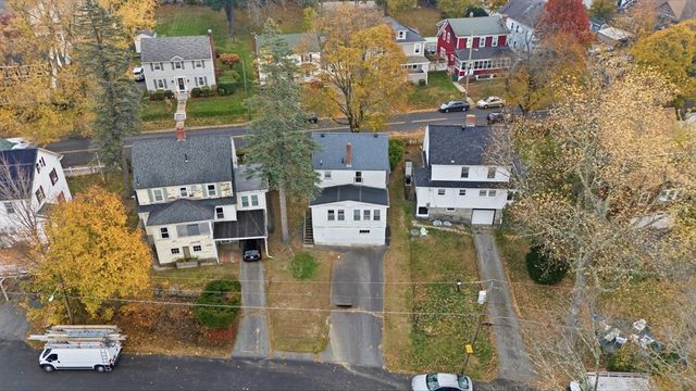 284 Beacon St, Lowell, MA 01850