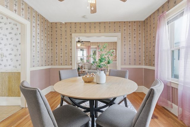 284 Beacon St, Lowell, MA 01850