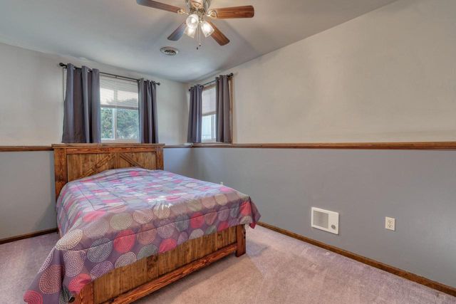 S94W35101 Crestfield COURT, Eagle, WI 53119