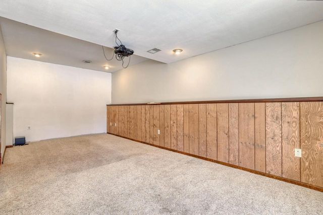 S94W35101 Crestfield COURT, Eagle, WI 53119