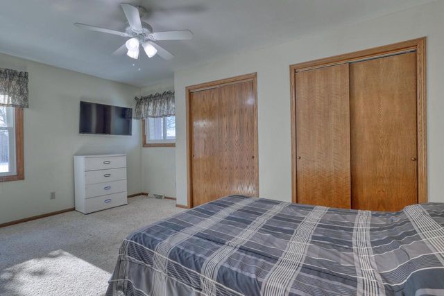 S94W35101 Crestfield COURT, Eagle, WI 53119