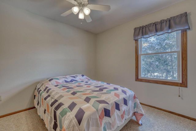 S94W35101 Crestfield COURT, Eagle, WI 53119