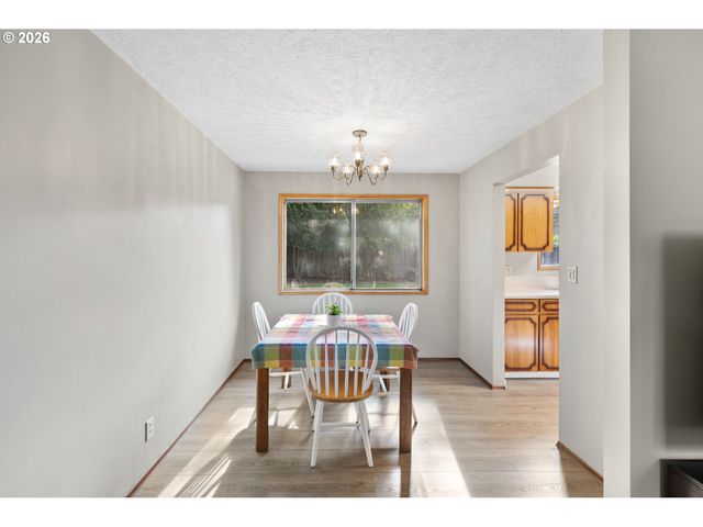 5590 Sw 182ND Ave, Aloha, OR 97078