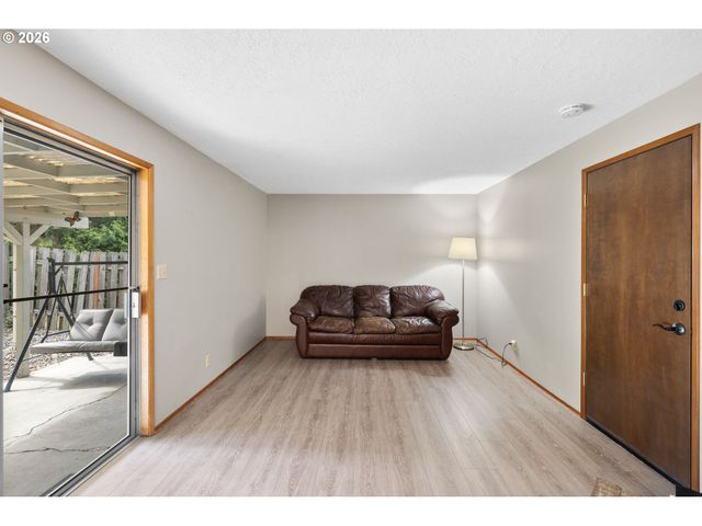 5590 Sw 182ND Ave, Aloha, OR 97078