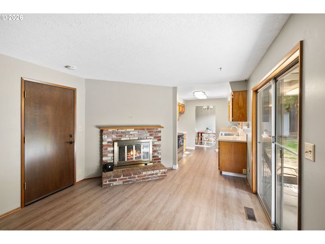 5590 Sw 182ND Ave, Aloha, OR 97078