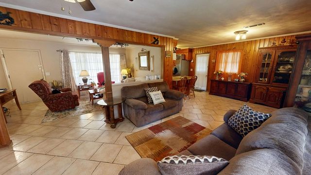 1001 Fairlane Drive, Dothan, AL 36301