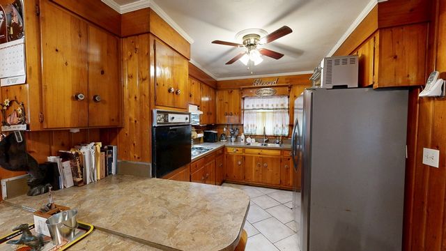 1001 Fairlane Drive, Dothan, AL 36301